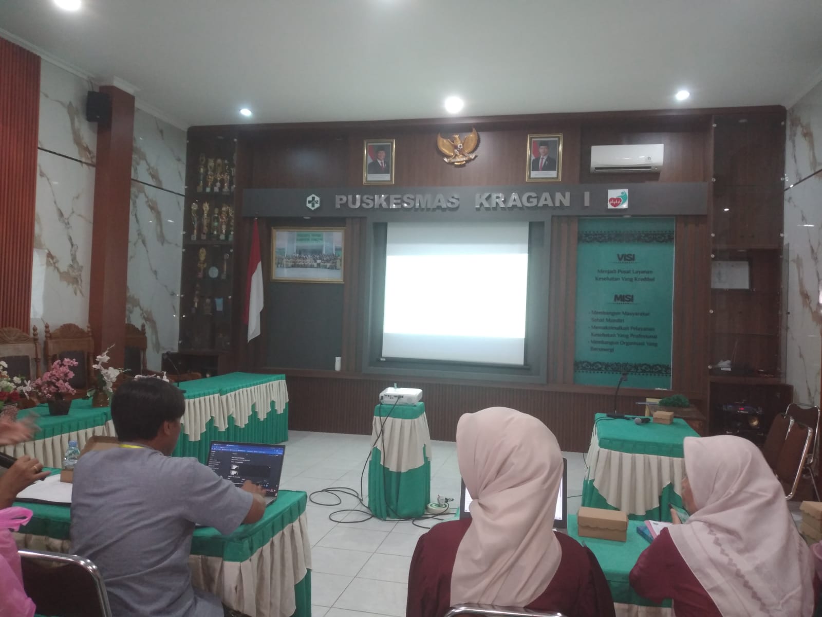 Monitoring dan Evaluasi RME Puskesmas Kragan 1